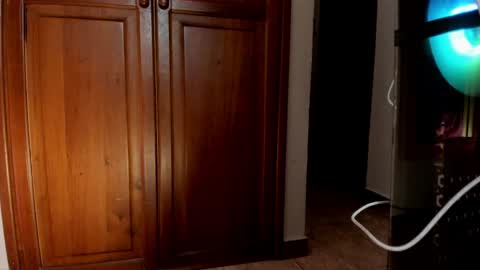 Freya Cameron online show from April 2026 12:27:01 PM