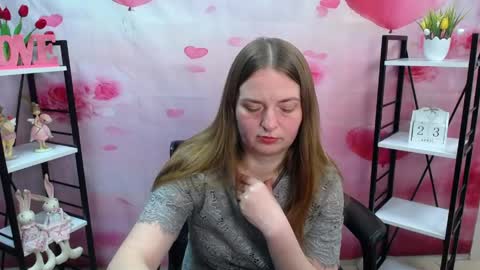 Snapshot of freyadak chatting on April 2026 05:15:02 PM FreyaDak online show from April 2026 05:15:02 PM