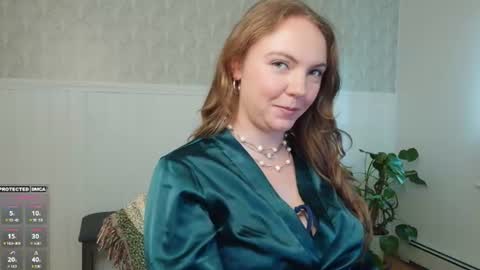 Snapshot of freyafux chatting on July 2026 10:44:02 PM Miss Freya online show from July 2026 10:44:02 PM