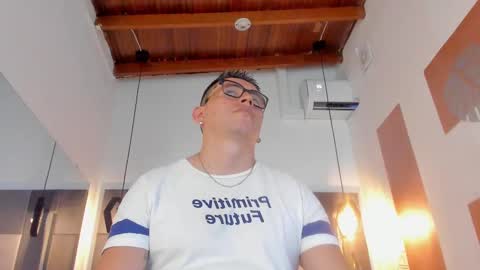 Snapshot of freyalane chatting on September 2025 10:10:02 PM ALIS AND ALEX online show from September 2025 10:10:02 PM