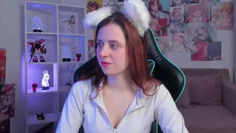 FreyaVey online show from February 2026 05:22:02 AM