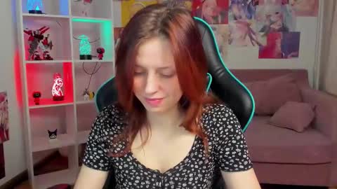 FreyaVey online show from March 2026 05:25:02 AM