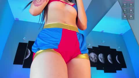 Pau. online show from October 2025 07:58:02 PM