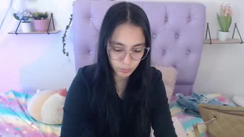 Freyja online show from September 2025 09:48:02 PM