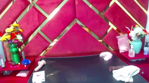Snapshot of freyja_naugthy chatting on January 2025 07:04:01 PM freyja_naugthy online show from January 2025 07:04:01 PM