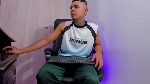 Snapshot of freyva_ chatting on August 2026 05:09:02 AM freyva_ online show from August 2026 05:09:02 AM