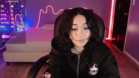 frida_lassi_ online show from February 2025 03:40:01 PM