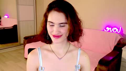 Frida online show from January 2025 02:04:02 AM