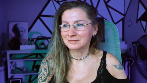 Frida Tander online show from January 2025 09:08:01 AM