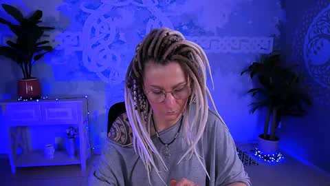 Snapshot of fridatander chatting on May 2026 05:24:01 AM Frida Tander online show from May 2026 05:24:01 AM