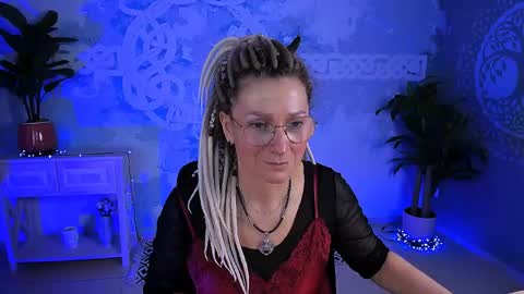 Snapshot of fridatander chatting on May 2026 05:15:01 AM Frida Tander online show from May 2026 05:15:01 AM