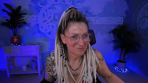 Snapshot of fridatander chatting on May 2026 05:57:01 AM Frida Tander online show from May 2026 05:57:01 AM