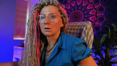 Snapshot of fridatander chatting on May 2026 06:09:02 AM Frida Tander online show from May 2026 06:09:02 AM
