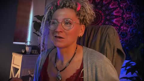Snapshot of fridatander chatting on May 2026 05:04:01 AM Frida Tander online show from May 2026 05:04:01 AM
