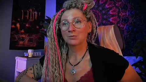 Snapshot of fridatander chatting on June 2026 05:22:01 AM Frida Tander online show from June 2026 05:22:01 AM