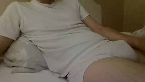 friendly_frank_18 online show from September 2025 10:22:02 PM