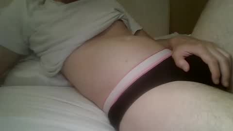 friendly_frank_18 online show from May 2026 08:36:01 PM