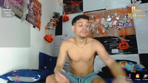 Snapshot of friendsofeverything_ chatting on October 2025 01:45:01 PM Adam y pitter online show from October 2025 01:45:01 PM