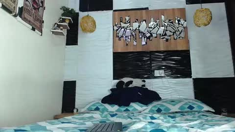 Snapshot of friendsofeverything_ chatting on November 2025 12:29:02 PM Adam y pitter online show from November 2025 12:29:02 PM