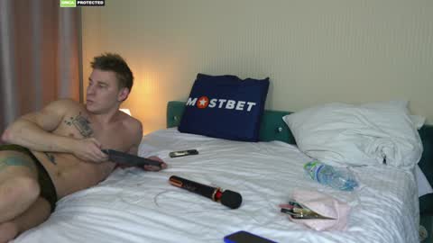 friendsurdreams online show from December 2024 05:09:01 PM