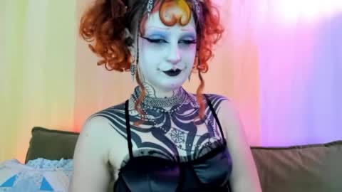 Snapshot of friskyflowers chatting on April 2026 03:02:01 AM cherry online show from April 2026 03:02:01 AM