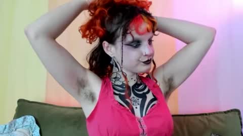 Snapshot of friskyflowers chatting on April 2026 11:13:02 PM cherry online show from April 2026 11:13:02 PM