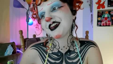 Snapshot of friskyflowers chatting on May 2026 02:06:01 AM cherry online show from May 2026 02:06:01 AM