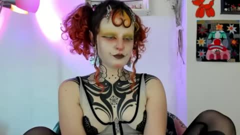 Snapshot of friskyflowers chatting on May 2026 01:58:01 AM cherry online show from May 2026 01:58:01 AM