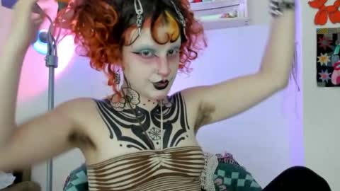 Snapshot of friskyflowers chatting on May 2026 11:12:03 PM cherry online show from May 2026 11:12:03 PM