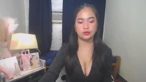 Snapshot of fritzielovesyou chatting on October 2025 02:06:02 AM FRITZIE online show from October 2025 02:06:02 AM