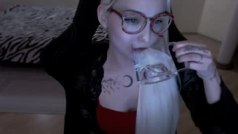 Lilith online show from May 2026 06:35:02 PM