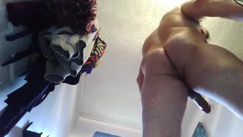 frostydhoman1221 online show from February 2026 04:16:01 PM