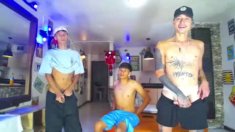 THOMAS AND DAMIAND online show from January 2025 07:18:02 PM
