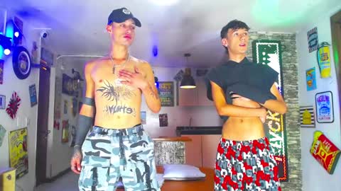 THOMAS AND DAMIAND online show from February 2025 07:02:01 PM
