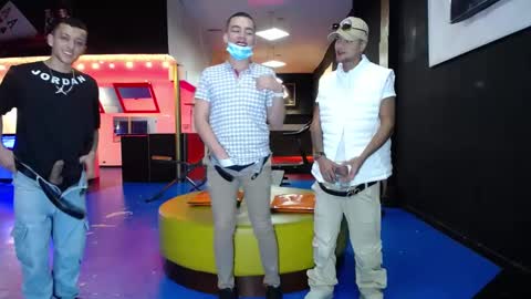 THOMAS AND DAMIAND online show from March 2025 06:43:02 PM