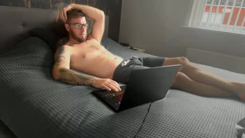 fryko94 online show from September 2025 09:11:02 AM