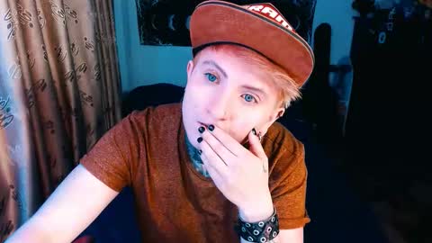          HEHIM  online show from October 2025 09:43:01 AM