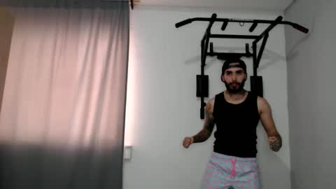Snapshot of ftmen chatting on February 2025 03:37:02 PM Jestevan online show from February 2025 03:37:02 PM