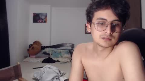 uwu online show from December 2025 10:40:02 PM