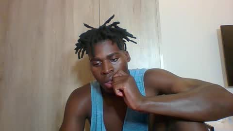 Snapshot of fuck_buoy chatting on November 2025 09:50:02 PM Prince online show from November 2025 09:50:02 PM