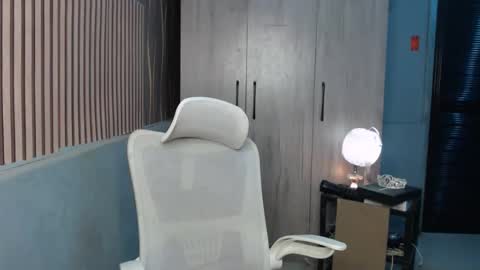 fuckercumm online show from March 2026 08:32:02 AM