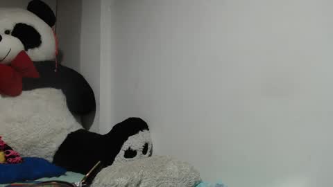 Mia and Gary  online show from February 2025 03:20:01 AM