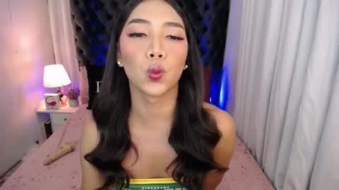 Snapshot of fuckingnaughtyjayde chatting on December 2024 05:53:02 AM JAYDE MARRIE online show from December 2024 05:53:02 AM