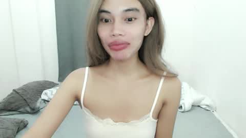 fuckingsexy143 online show from December 2025 04:49:02 PM