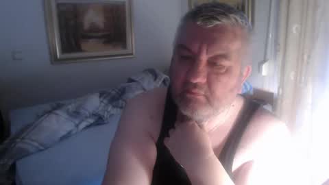 fukingcrazy online show from April 2026 08:19:01 AM