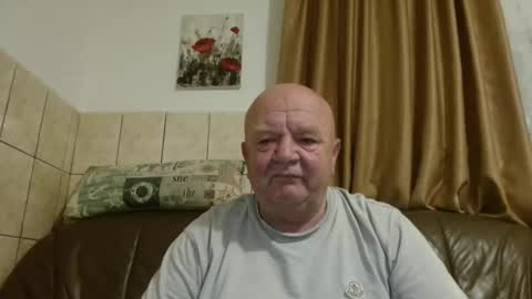 fullballs6 online show from October 2025 02:55:01 AM