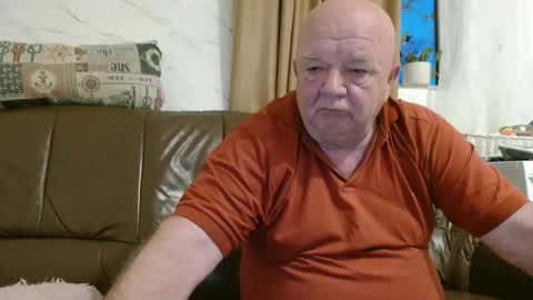 fullballs6 online show from April 2026 02:47:02 AM