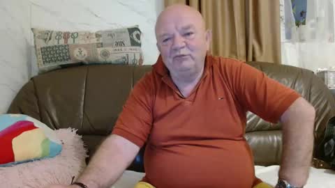 fullballs6 online show from May 2026 02:08:02 AM
