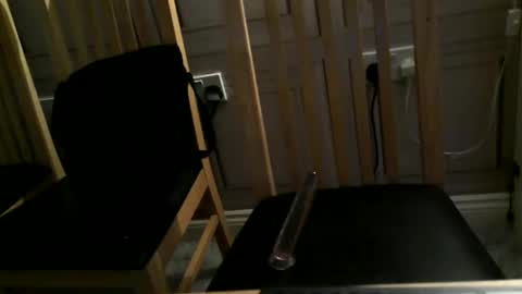 marklaura online show from October 2025 12:04:01 AM