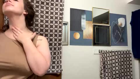 Snapshot of funflirt97 chatting on October 2025 04:18:02 PM Linnys Palace online show from October 2025 04:18:02 PM